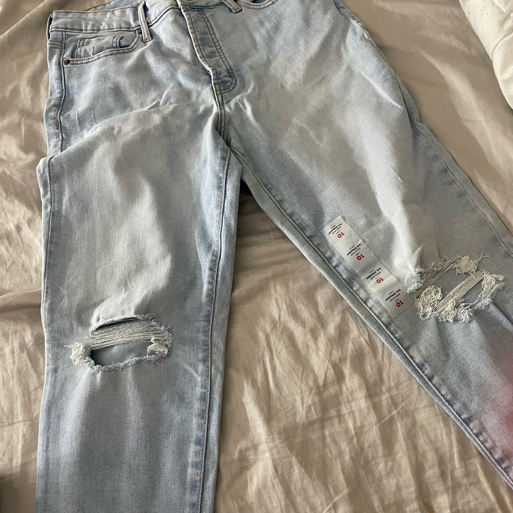 Old Navy Light Blue Distressed Skinny Jeans
